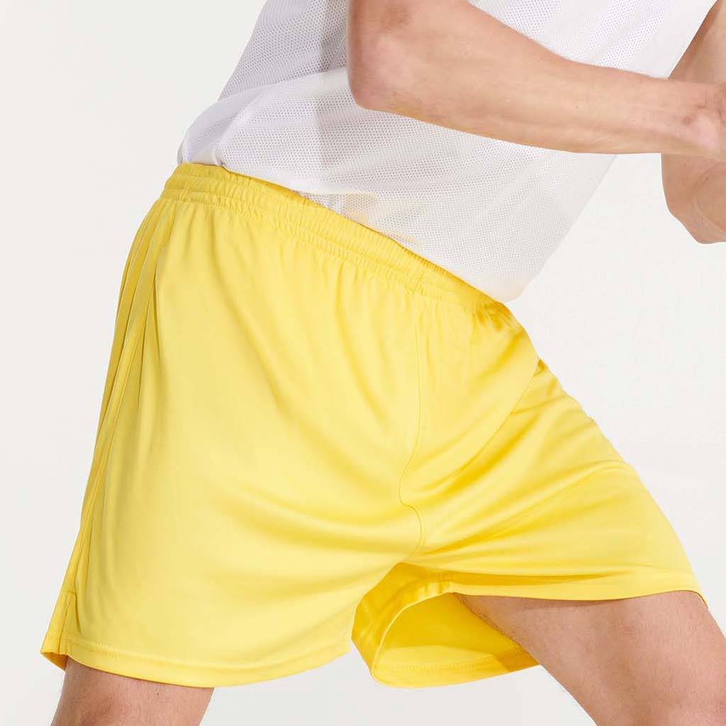 Pantalón deporte Calcio - Foto modelo detalle short