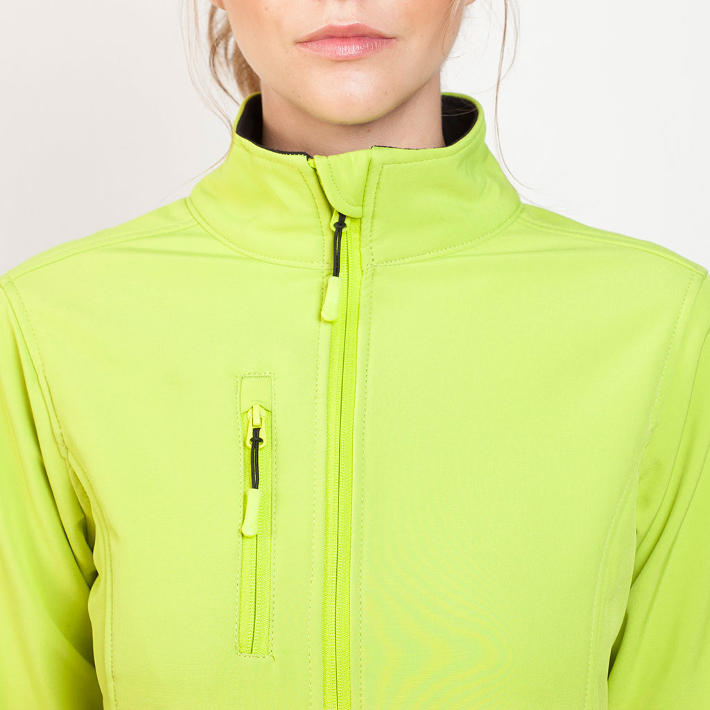 Softshell mujer nebraska woman detalle cuello