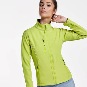 Softshell mujer nebraska woman foto modelo